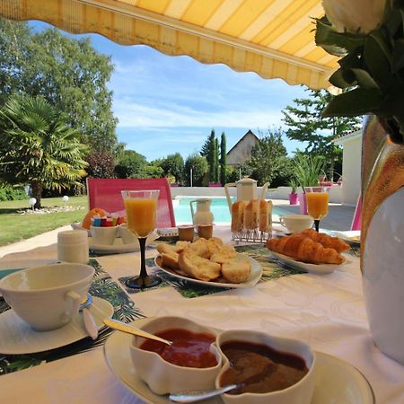 Bed and breakfast Les Carpes A Limoges Extérieur photo